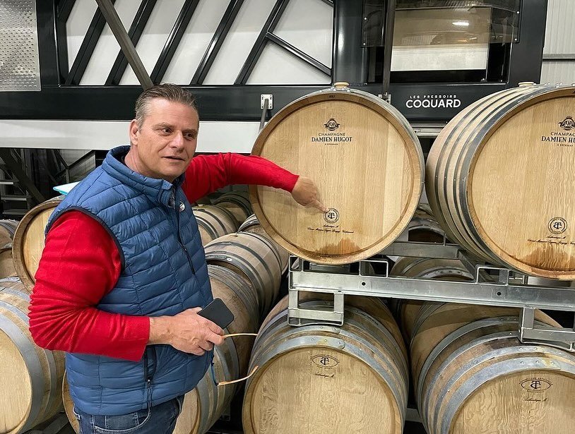 Repost from @champagnegarywestby
&bull;
Thank you for the great visit Damien and Miwa! @champagnedamienhugot is always improving- they have added 17 kilo baskets for more delicate care of the grapes at harvest and a beautiful new Coquard press!