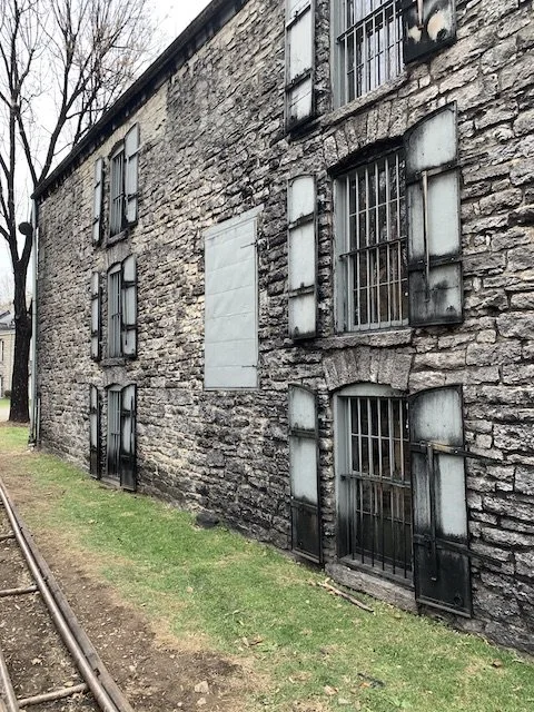 WoodfordRickhouse3.jpg