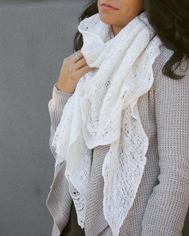 Cozy lace knit scarves. The perfect Sunday accessory ☕️ .
.
.
.
.
#scarfseason #madeincanada #yyc #yycstyle #yycfashion #yycweekend #handmade #knitting #samanthajane #shoplocal