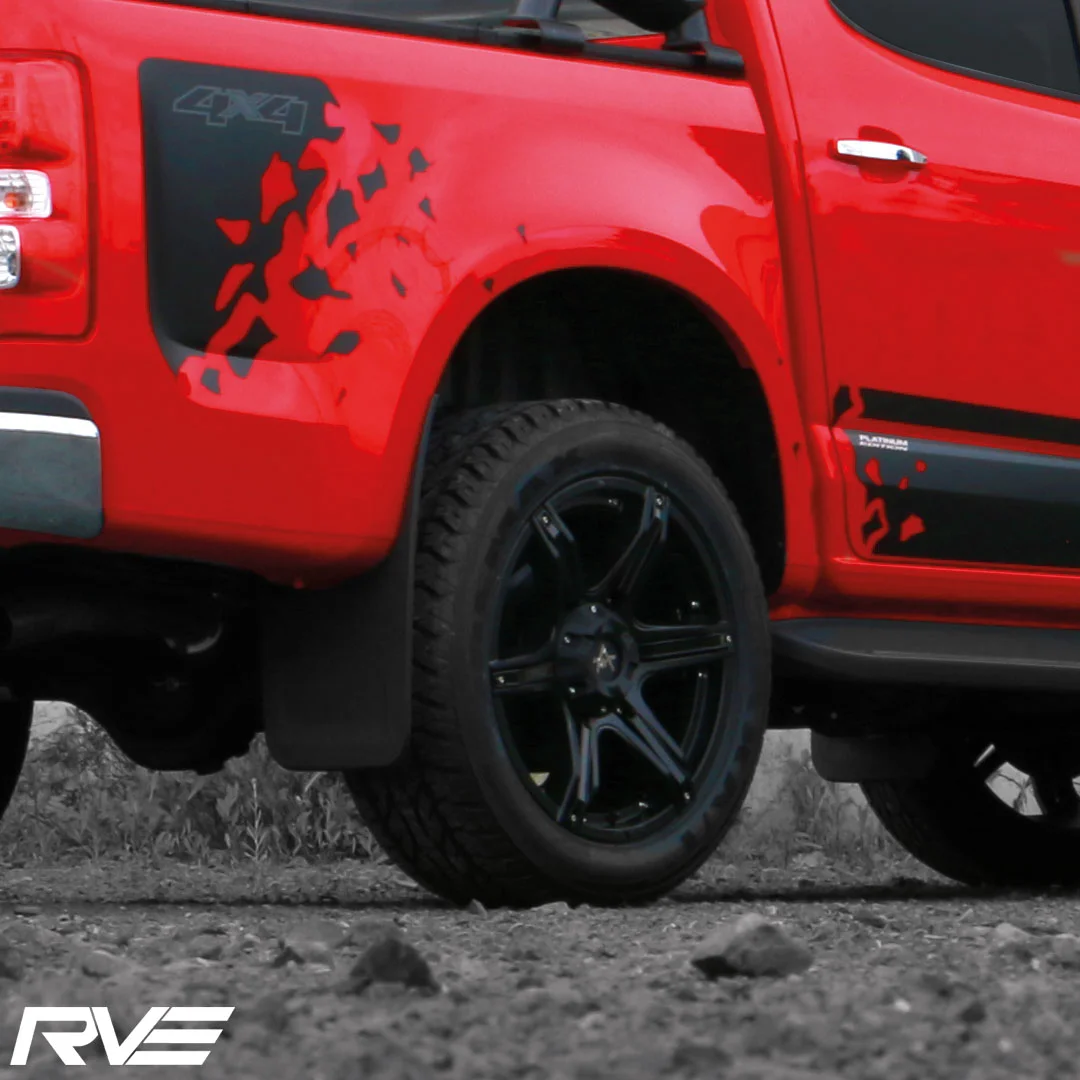 Fang – Heavy Duty 4x4 spec Size: 20x9 Colour: Matte black, centre cap and black inserts