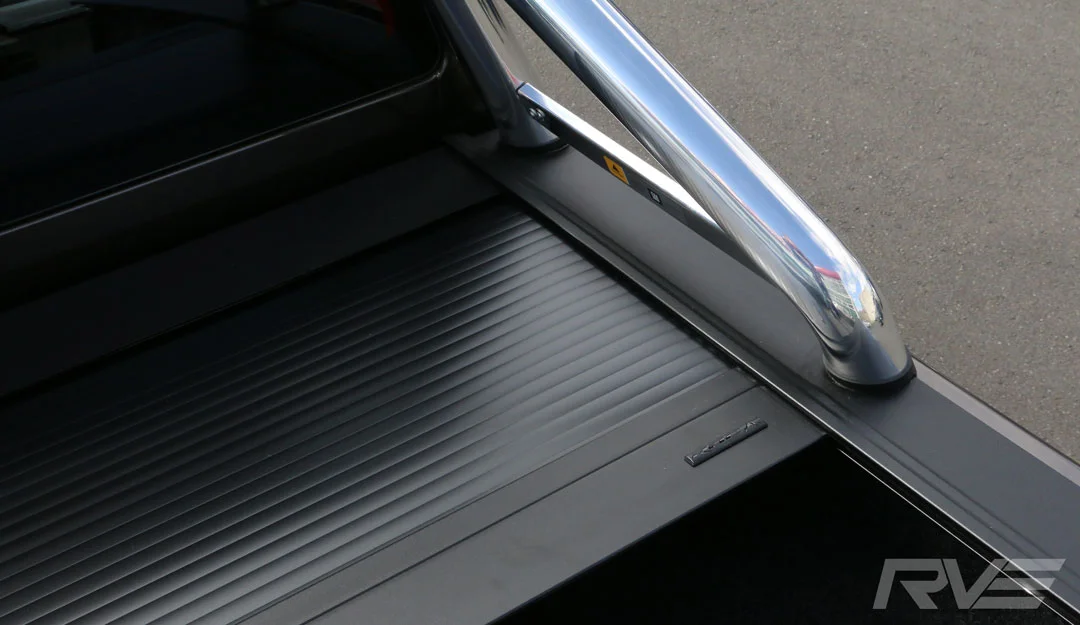 Holden Colorado with Factory Sports Bar and ROC Retractable Hard-lid