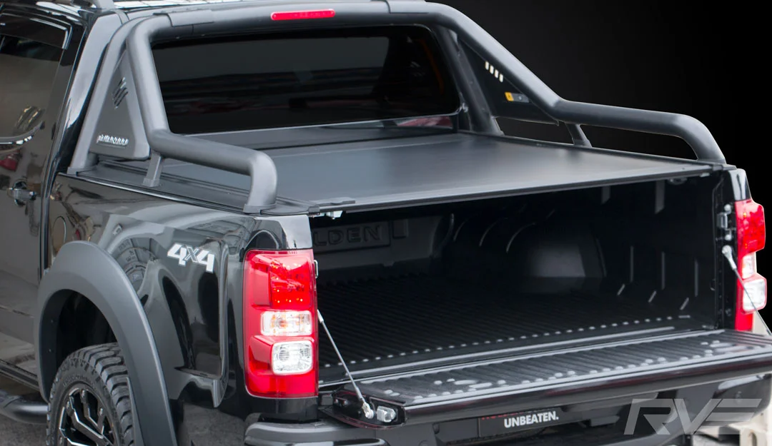 Holden Colorado with Factory Extended Sports Bar and ROC Retractable Hard-lid