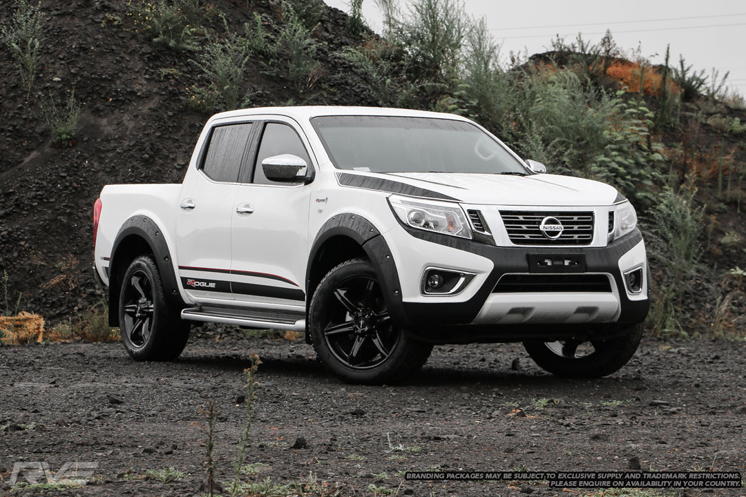 Nissan-Navara-Rogue-2.jpg