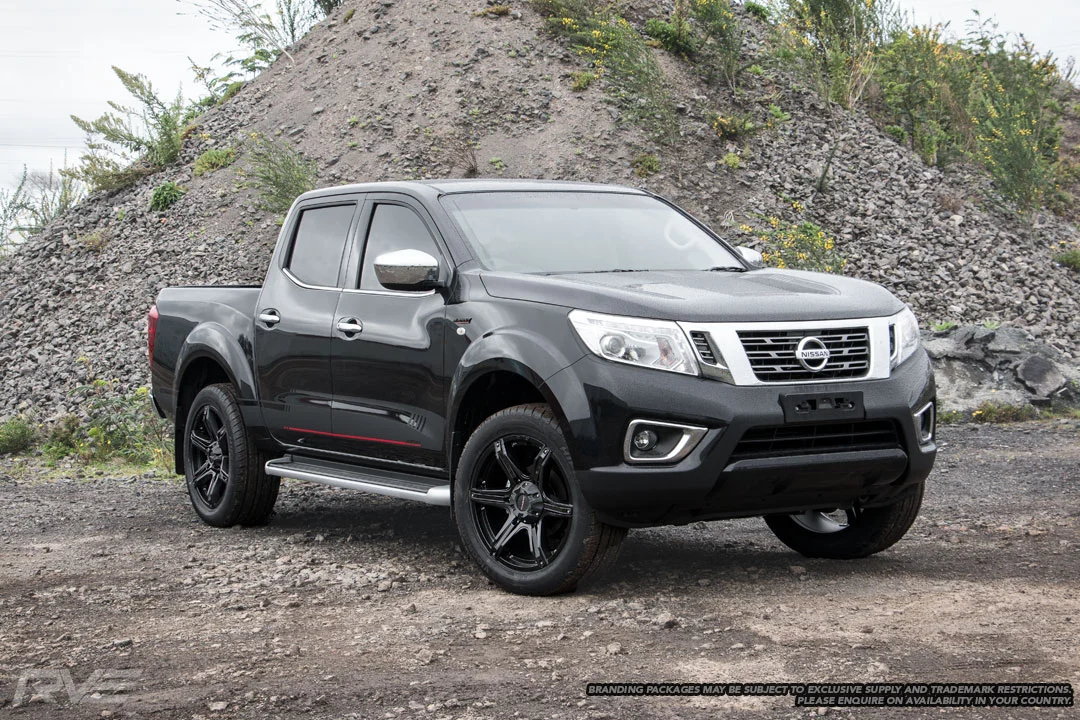 Nissan Navara Blackout decal package