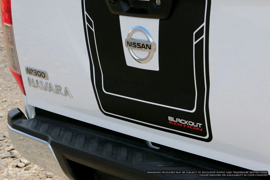 Nissan Navara Blackout decal package