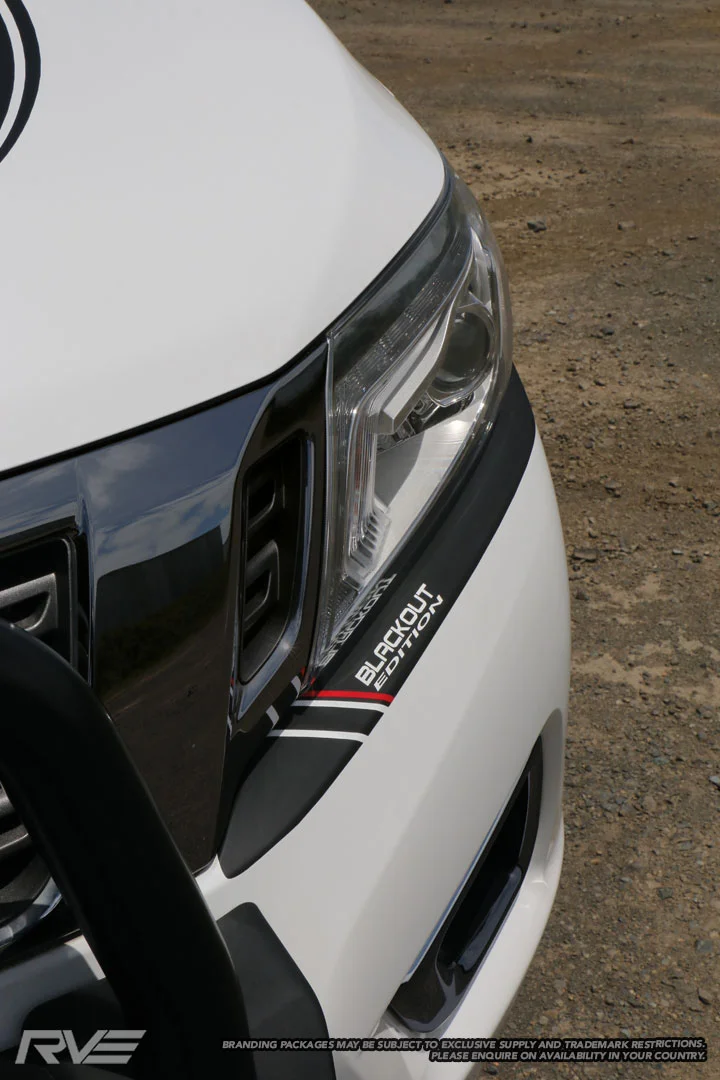 Nissan Navara Blackout decal package