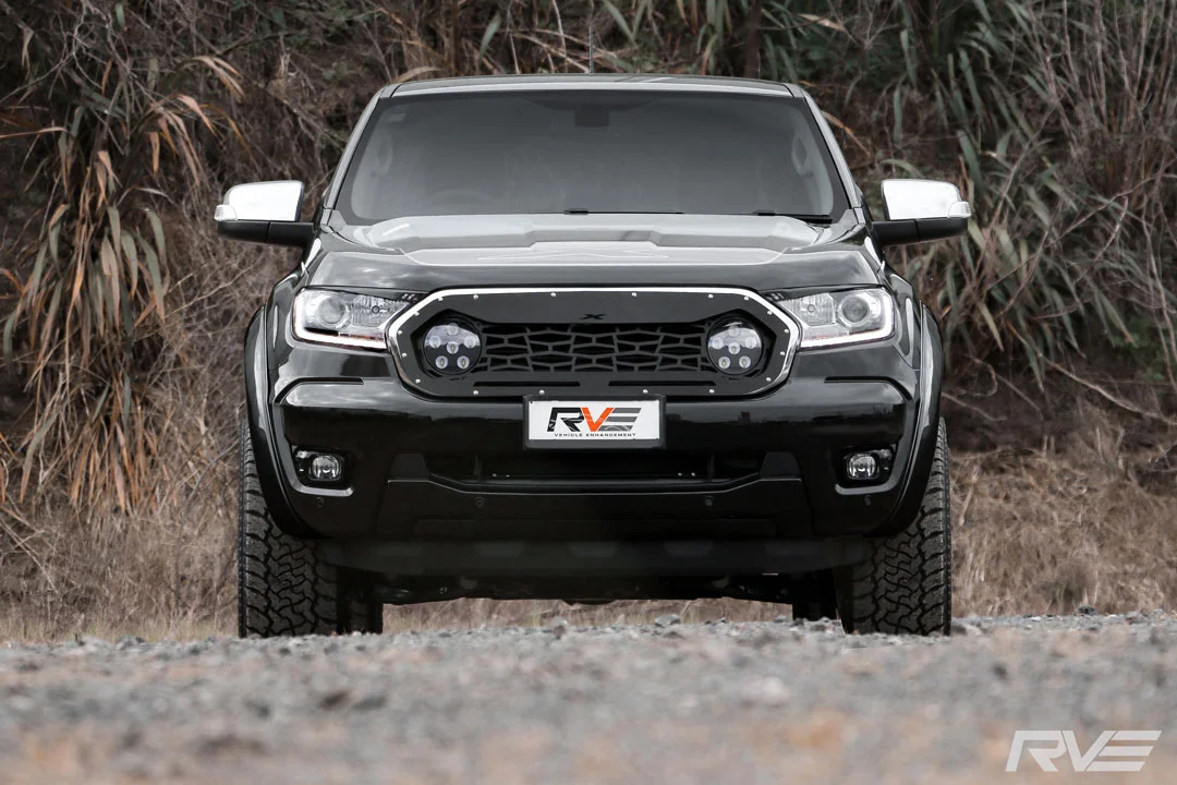 Ford-Ranger-XLT---Widebody_Front_On.jpg