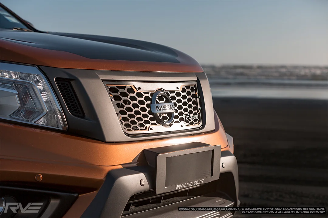 Nissan Navara Grille and Overbumper