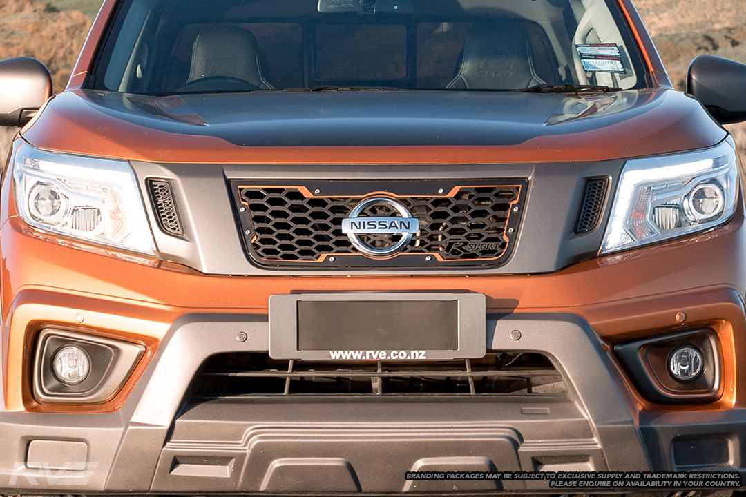 Nissan Navara Grille and Overbumper