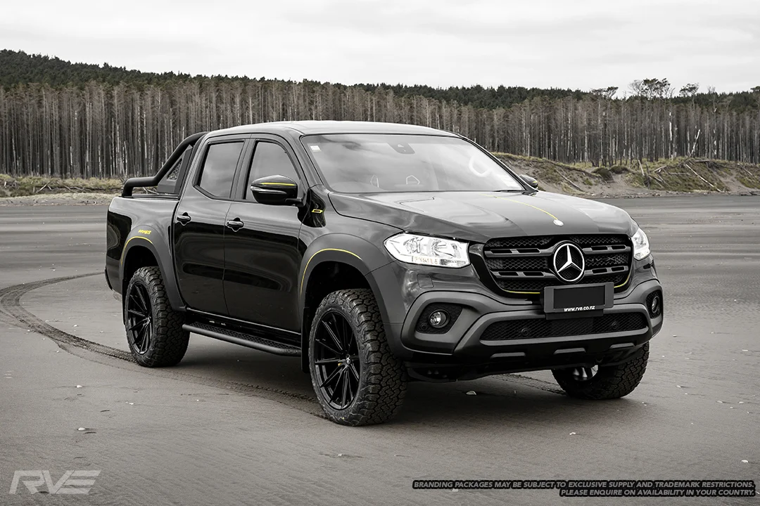 Intrepid – Ute / 4x4 Spec / SUV Size: 20 x 9.5 Colour: Gloss black