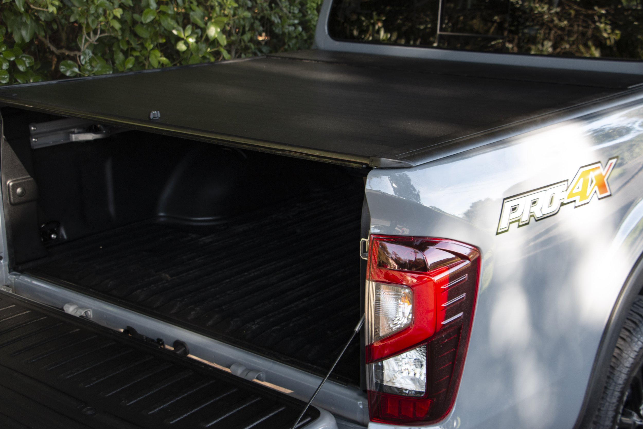 RVE Shutter Lid on Navara Pro 4.jpg