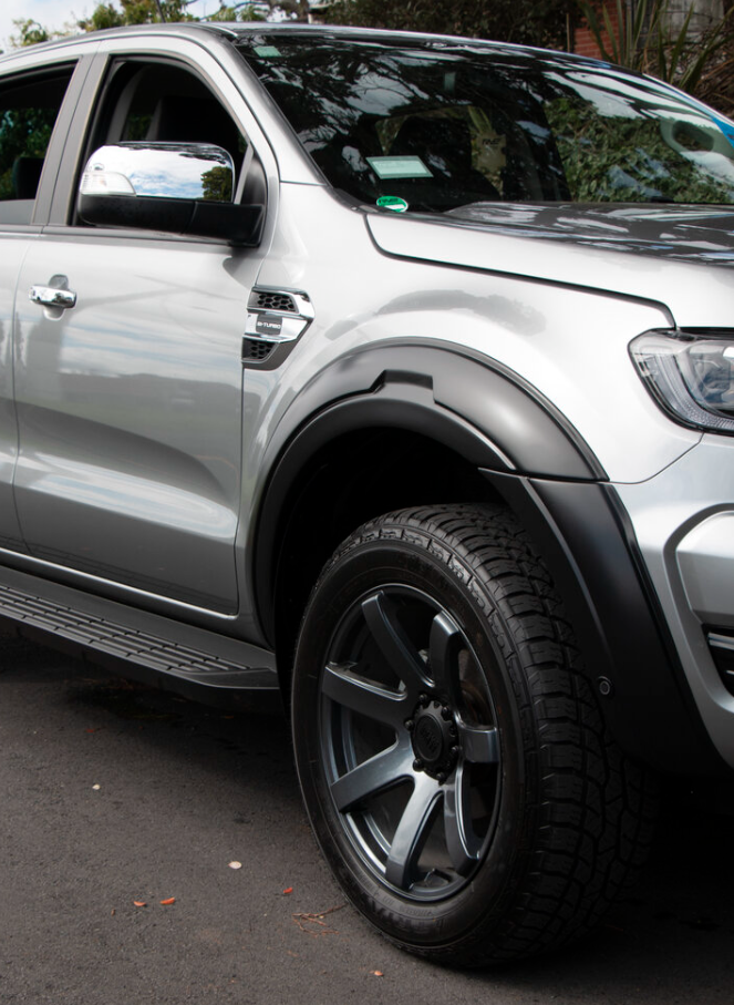 Ford Ranger PX3 Sport Flares Matte Black 2018+.PNG