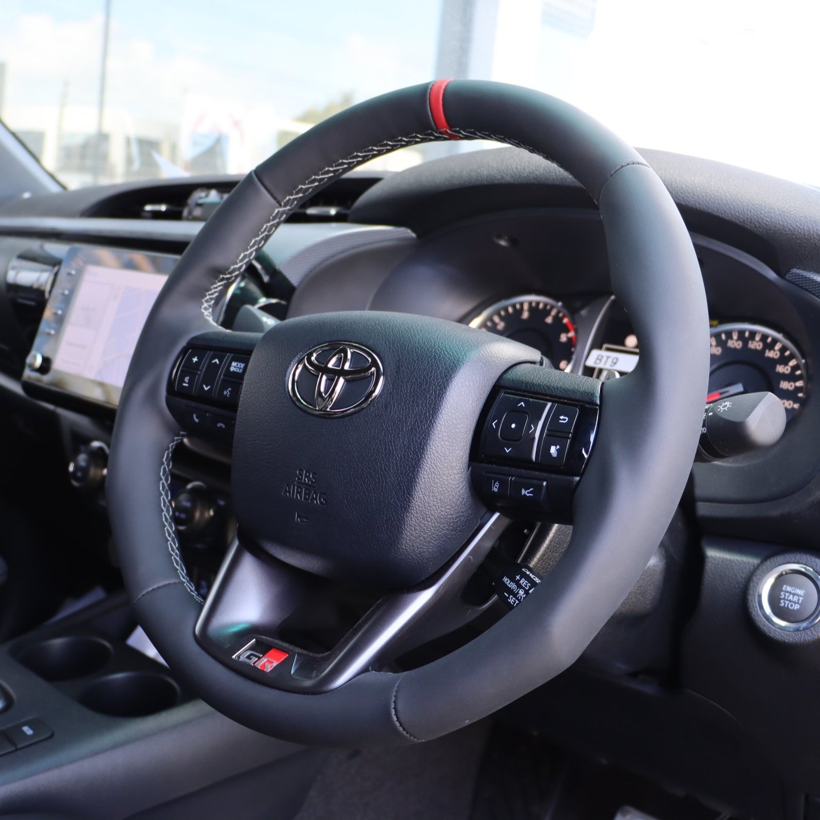 SPORT STEERING WHEELS