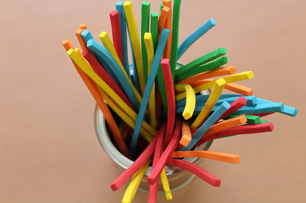 Sticks-Colorful-Creativity-innovation-leadership.jpg