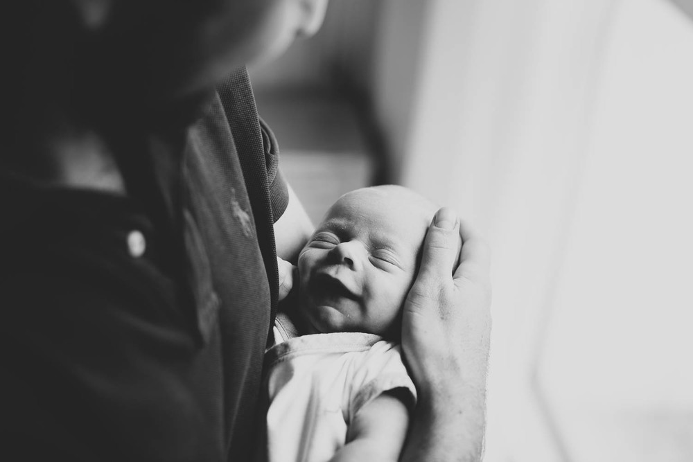 newborn_at_home_photo_session-13.jpg