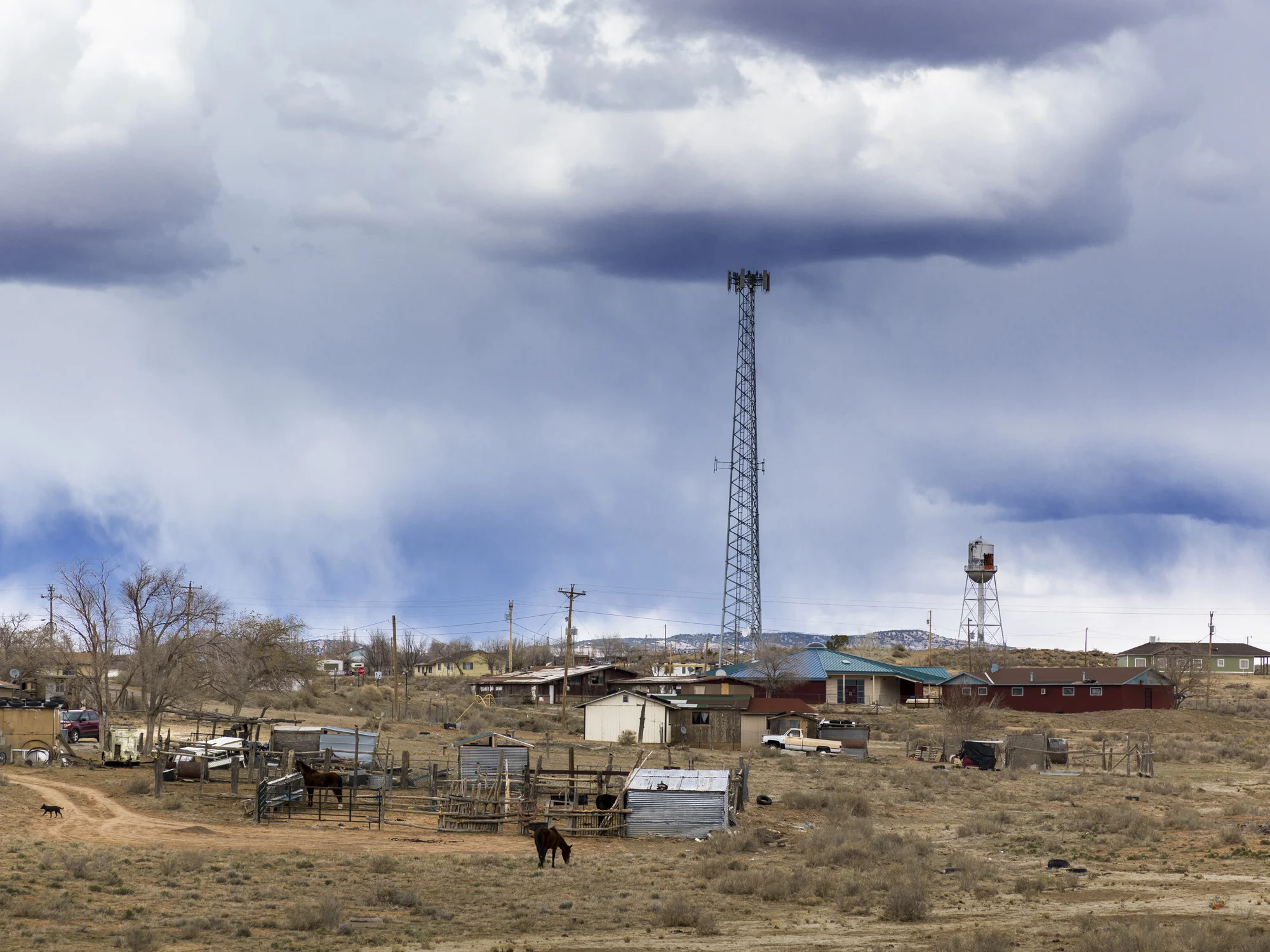 PINON, NAVAJO NATION, ARIZONA, 5 APRIL 2014: A suburban scene from the economically depressed Navajo town of Pinon, Arizona. (Photo by Brent Stirton/Reportage for Le Figaro.)