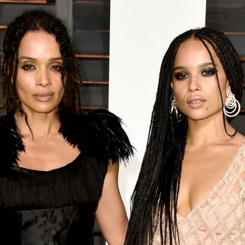 051717-celebs-zoe-kravitz-lisa-bonet.jpg