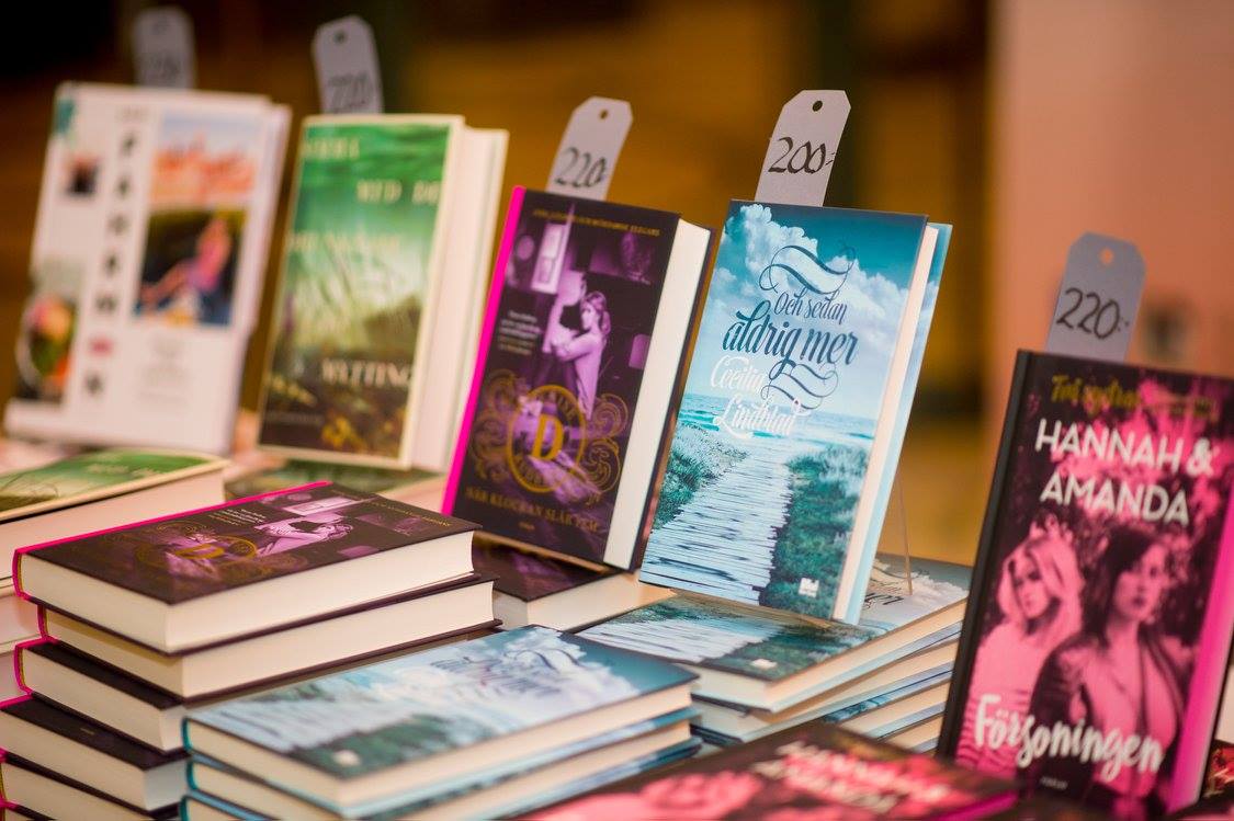 (bild lånad från Books & Dreams på Facebook)