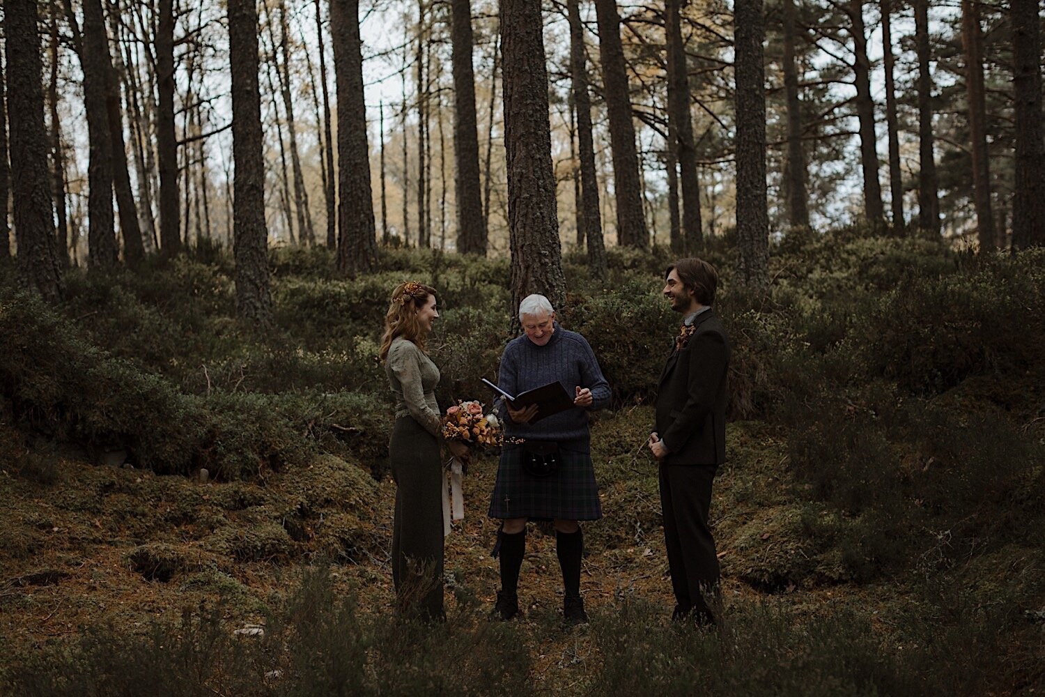 19_Elopement at Dell of Abernethy00033.jpg