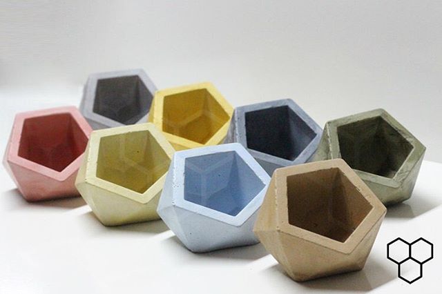 🌈 Our new GEO COLOR vases are now available online - Grab yours now before they are all Gone! GeometricFossils.com 🌈