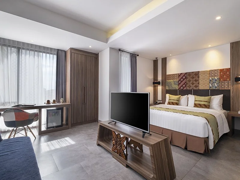 JUNIOR SUITE ROOM.jpg