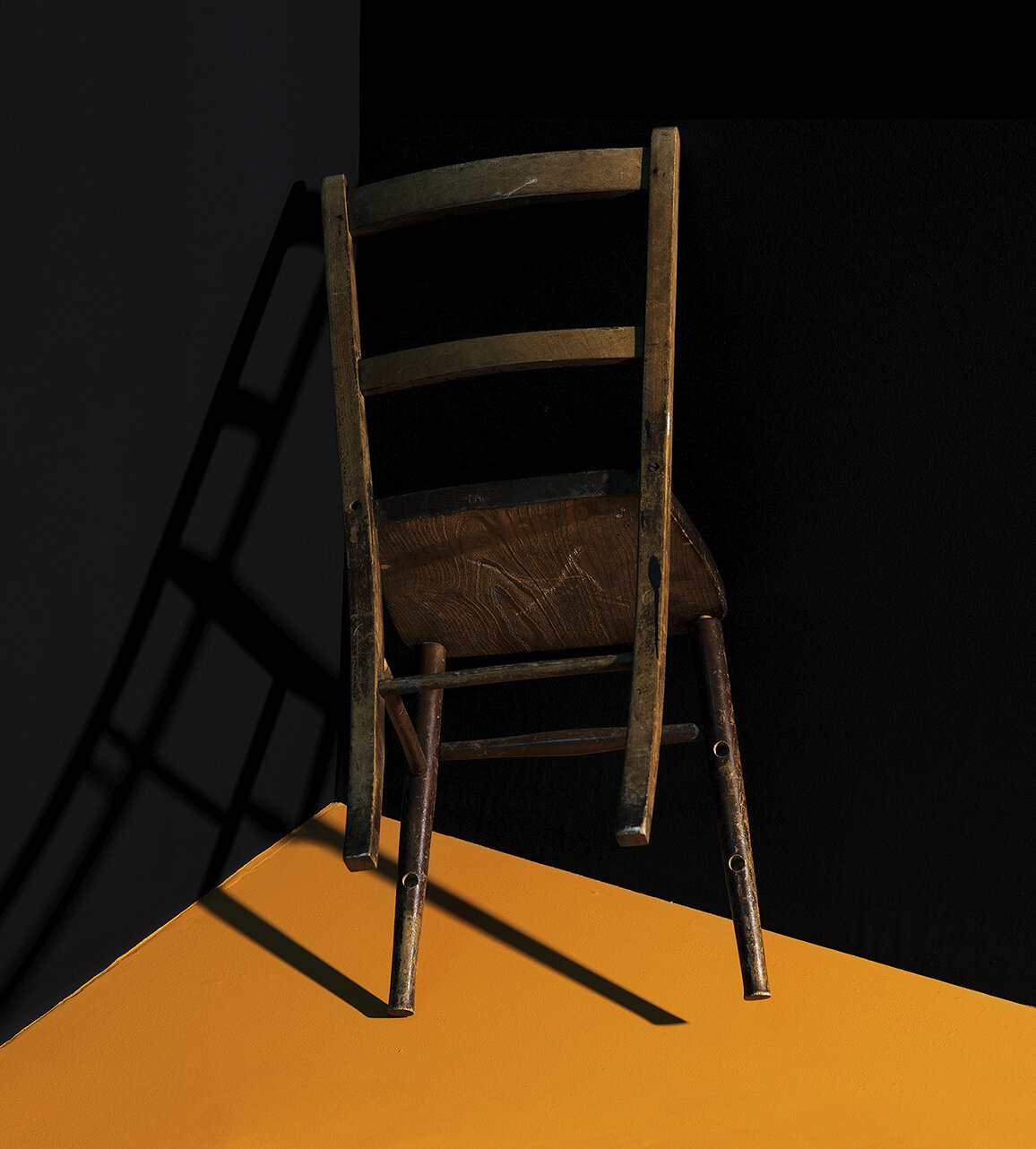  wooden chair 
