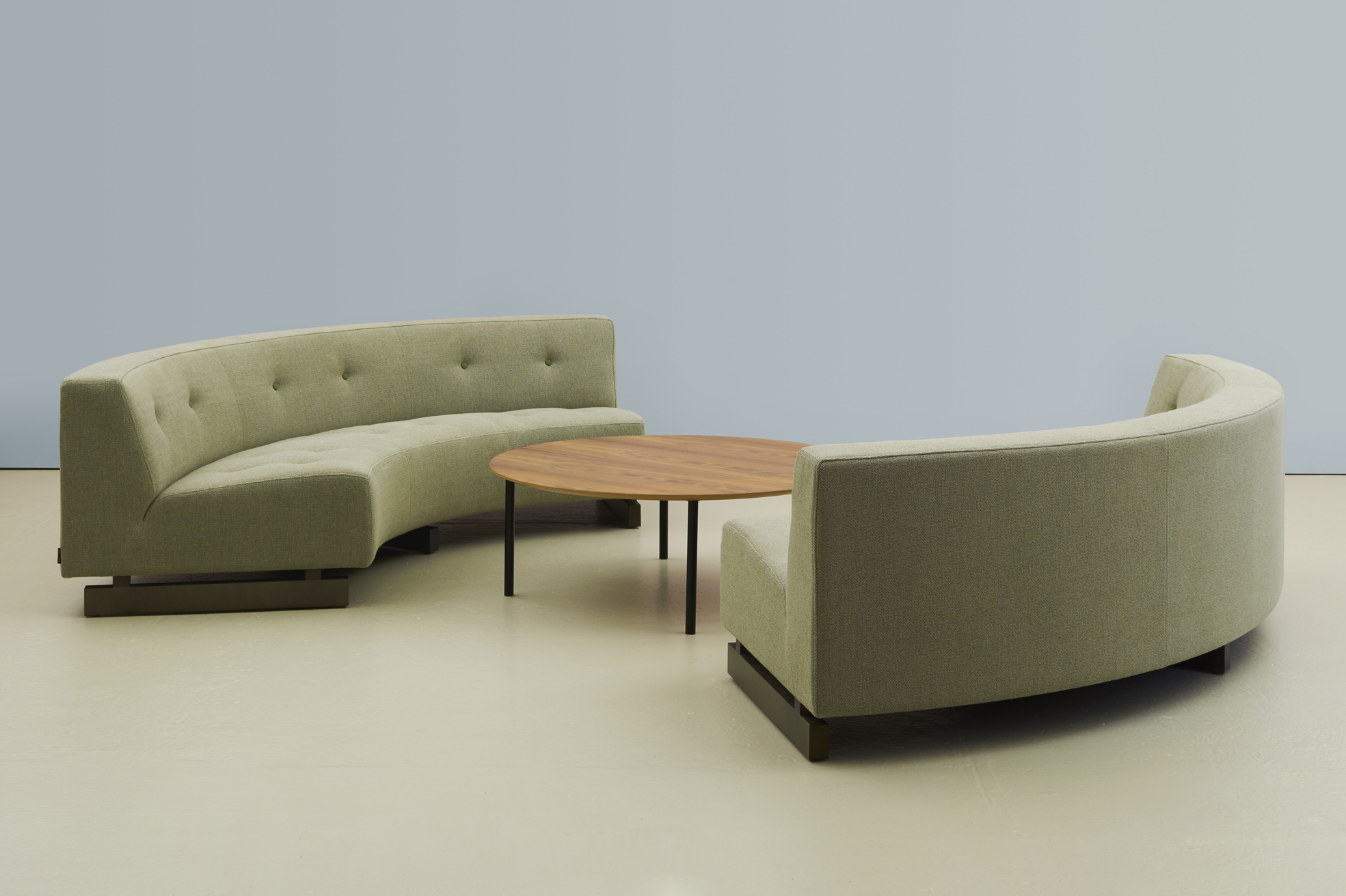 hm46v1 curved sofa with hm18z table (3) (low res).jpg
