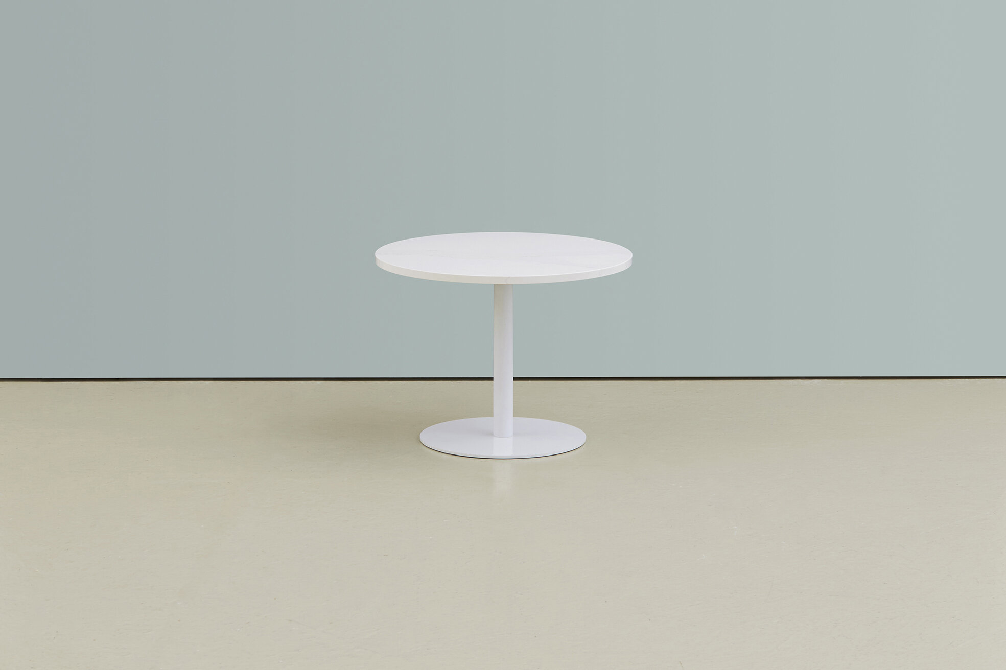 hm20c (white base, Britannica quartz top) (1) (low res).jpg