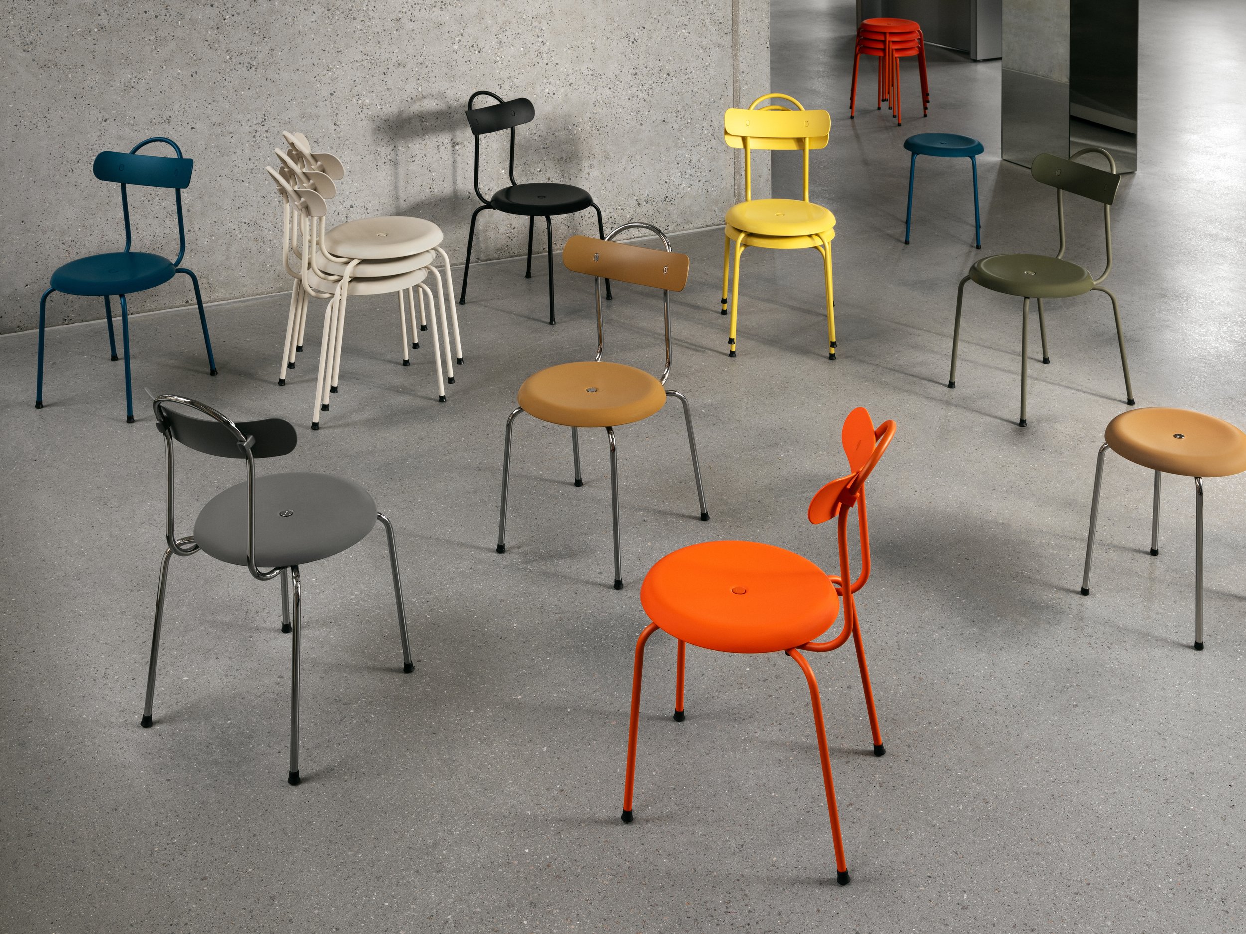 Lammhults_TaburettPlus_chairs_multicolors_Taburett_stools_p01.jpeg