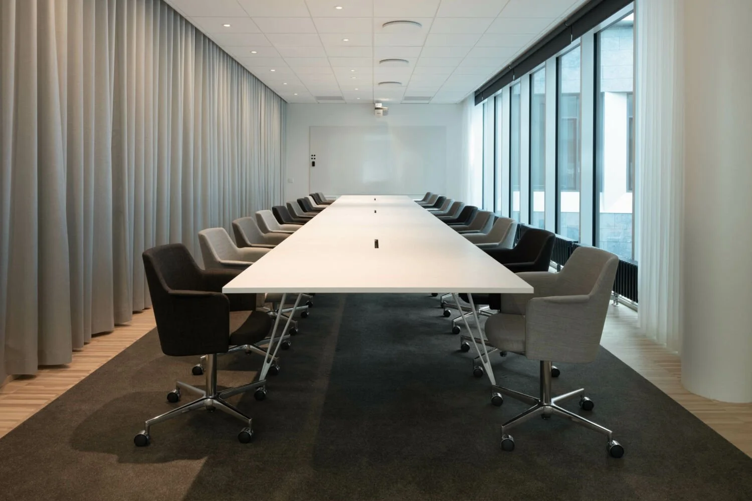 Lammhults-projects-Axis- -10-.jpeg