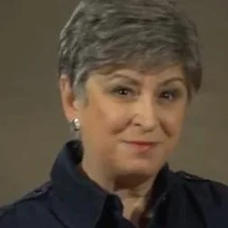 Dr. Lucille Maddalena is an Executive Coach, Leadership Trainer, and Consultant in Organization Development.