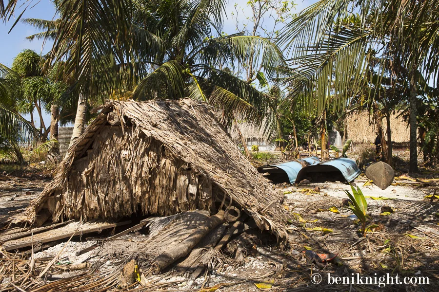 A suspected meteo-tsunami damaged many homes and gardens. Luaniua.