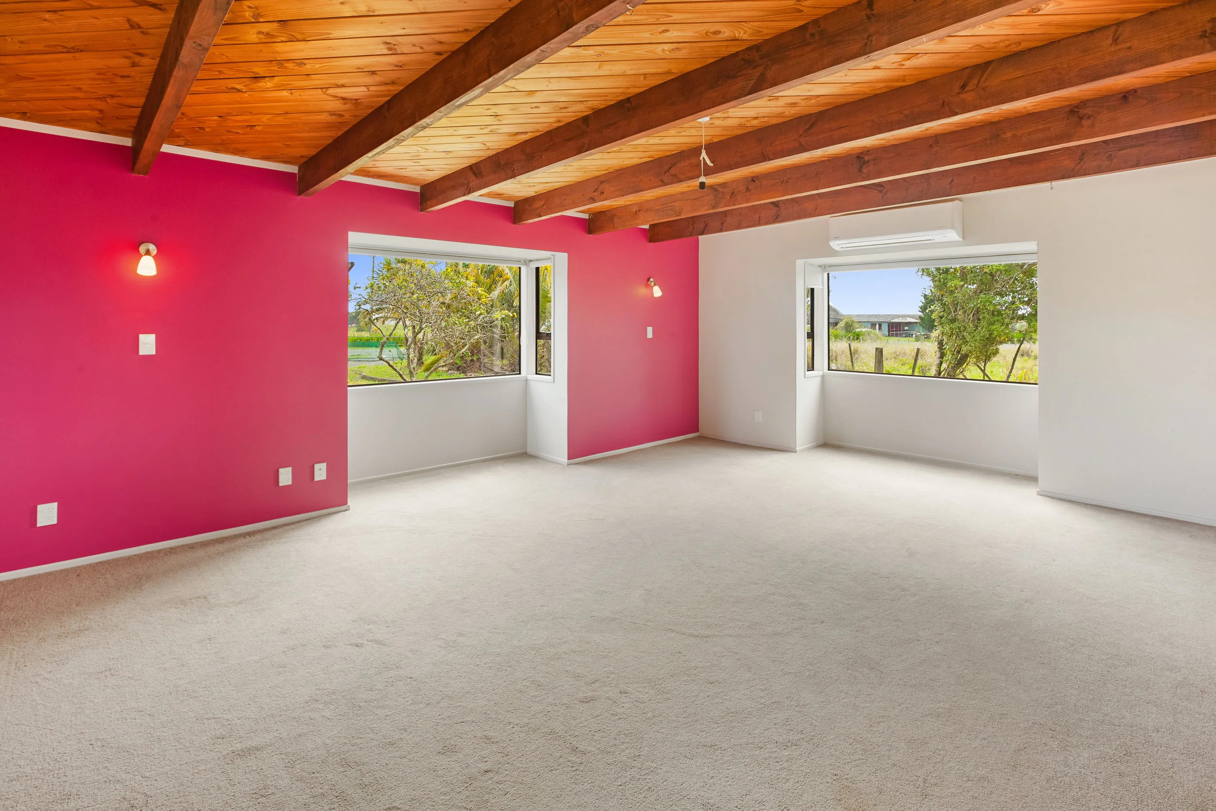 Lounge before.jpg