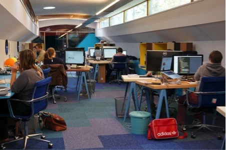 FloatingDesk | Gent