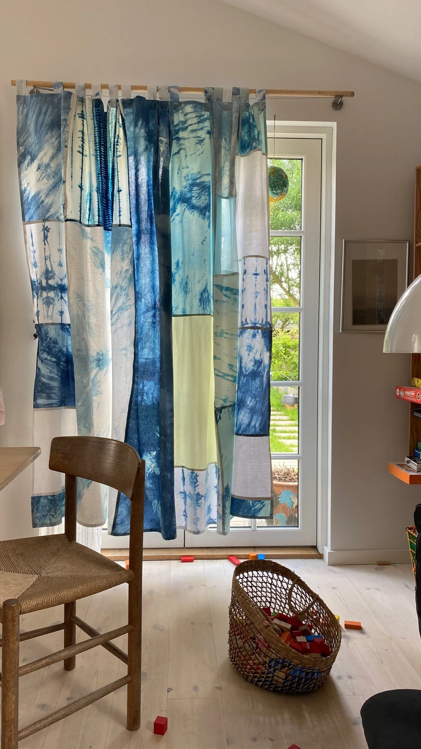 D4D15934-D7FB-4E26-83C3-9E185377193B