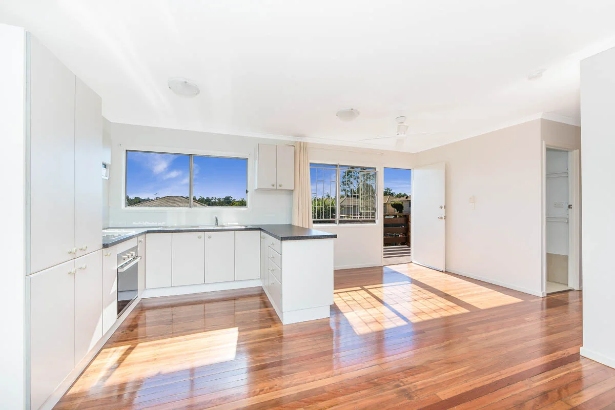 18 Baldarch Street, Slacks Creek - (Web) (7).jpg