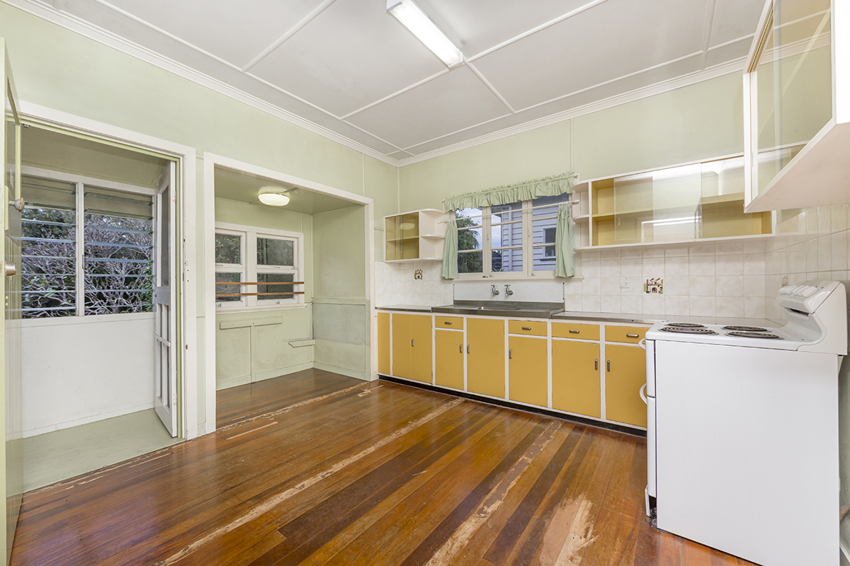 16 Esther Street, Tarragindi - (6) (Web).jpg