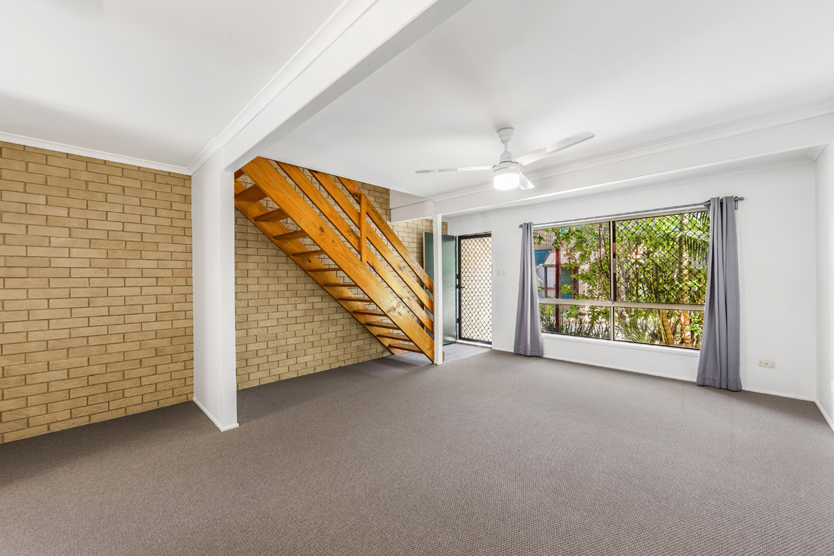 U28 39 Bruce Road, Woodridge - (Web) (5).jpg