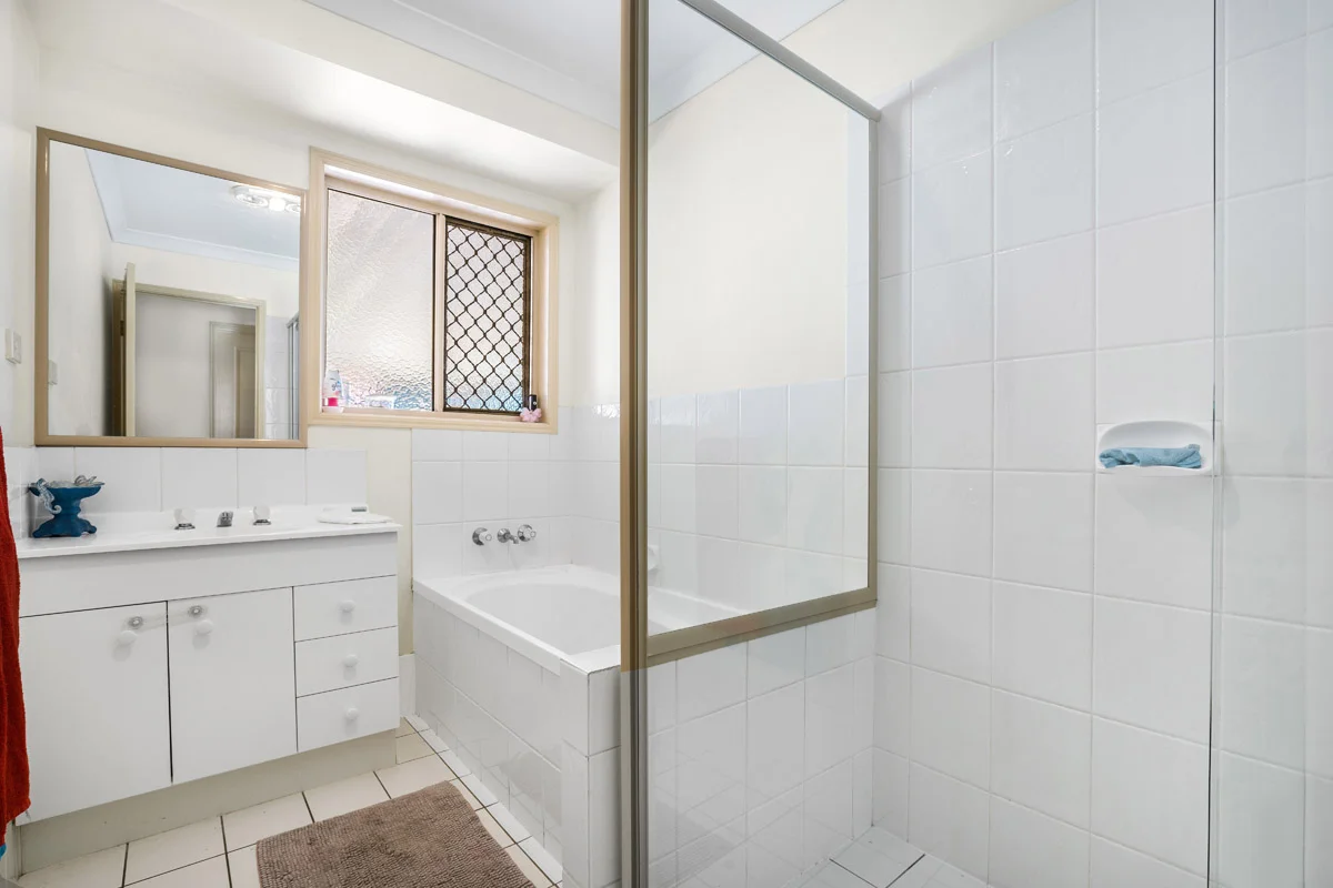 4 Nicole Place, Crestmead - (Web)(3).jpg