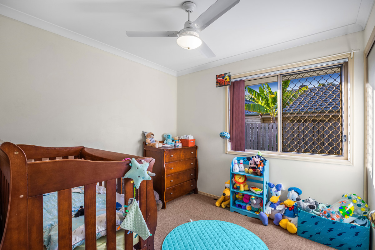 4 Nicole Place, Crestmead - (Web)(4).jpg