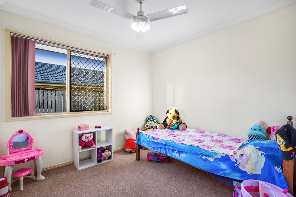 4 Nicole Place, Crestmead - (Web)(5).jpg