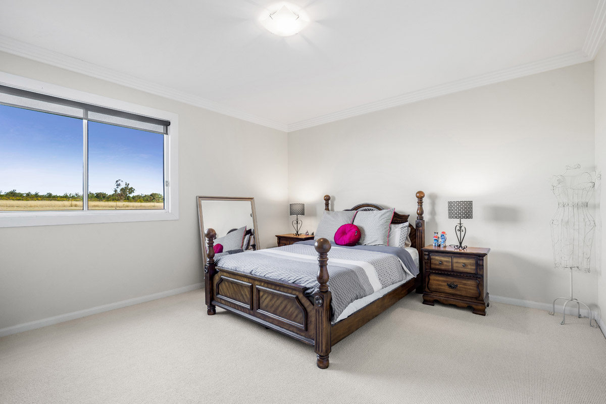 37 Loupals Road, Whetstone - (Web) (13).jpg