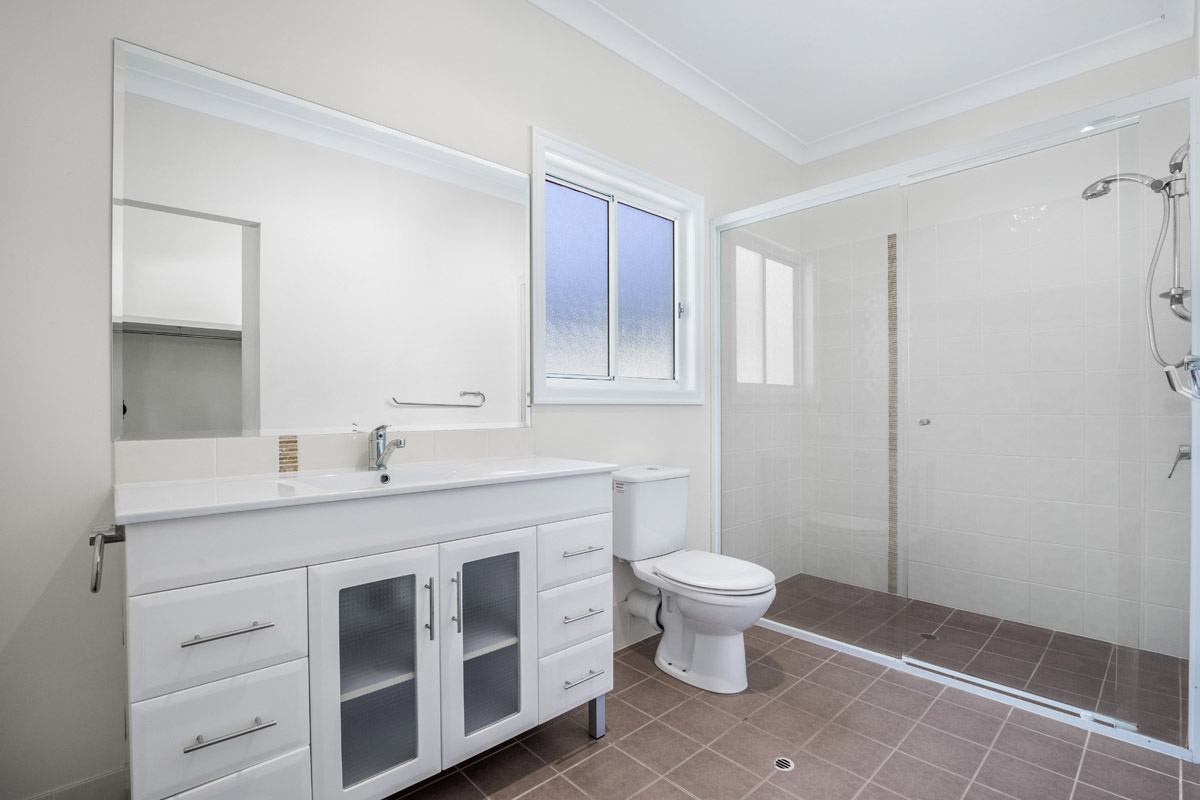 9 Philips Street, Coochiemudlo - (8)(Web).jpg