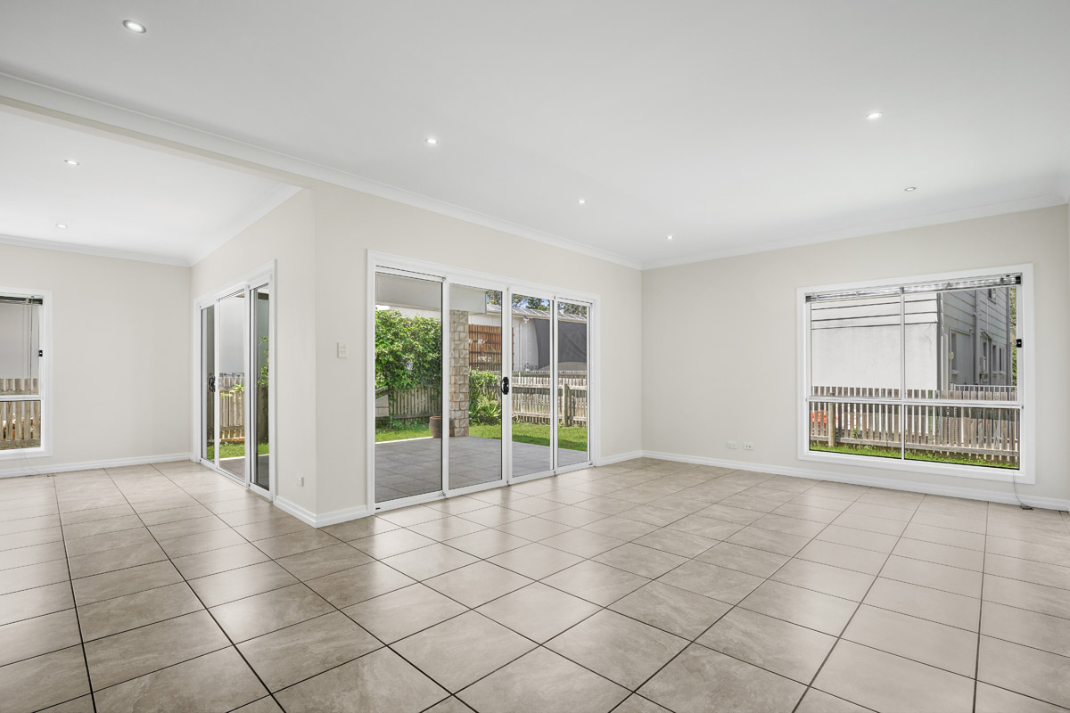 9 Philips Street, Coochiemudlo - (15)(Web).jpg