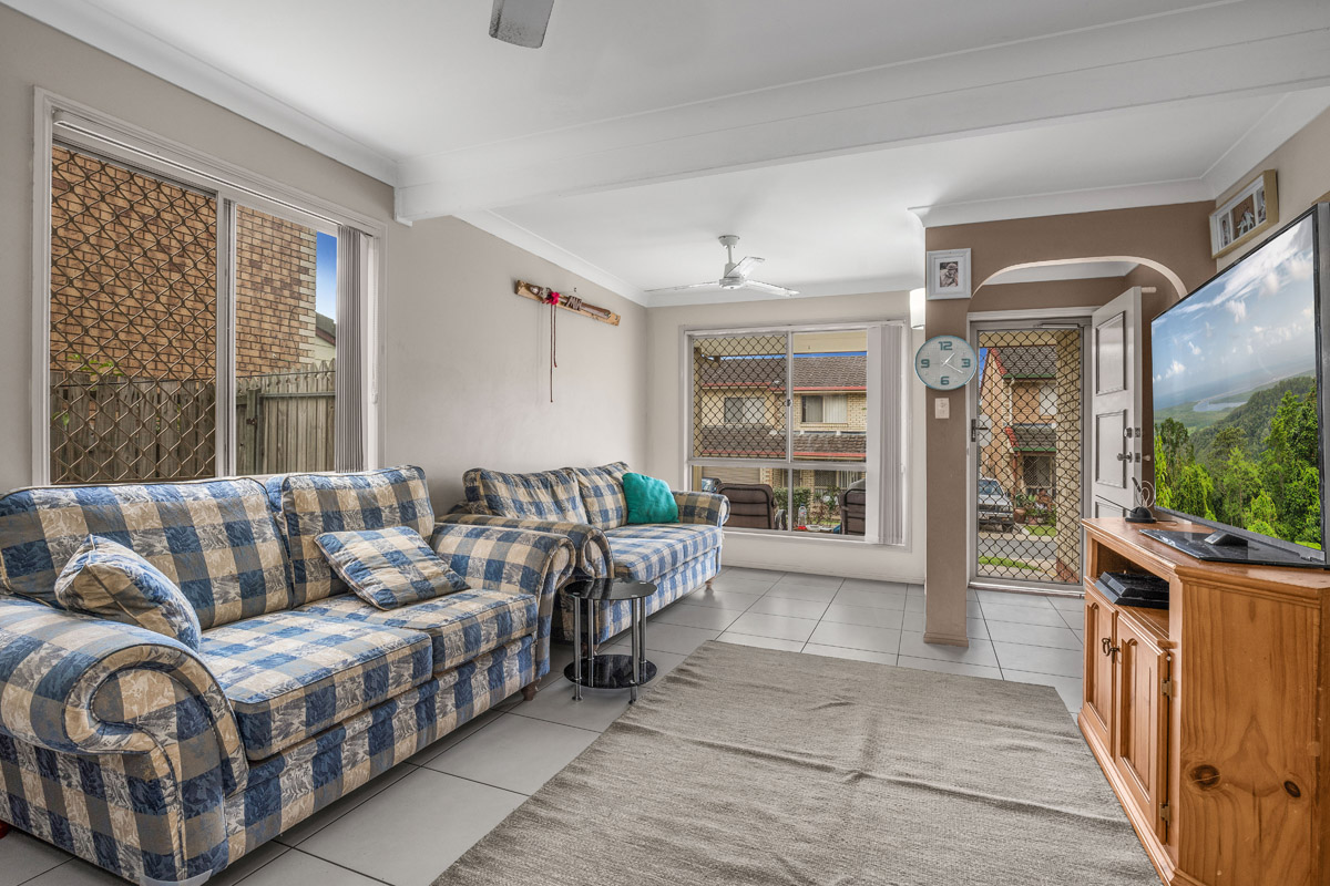 U48 10 Diamond Street, Slacks Creek - (2)(Web).jpg