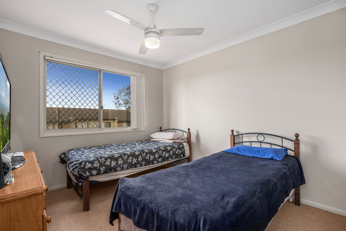 U48 10 Diamond Street, Slacks Creek - (3)(Web).jpg