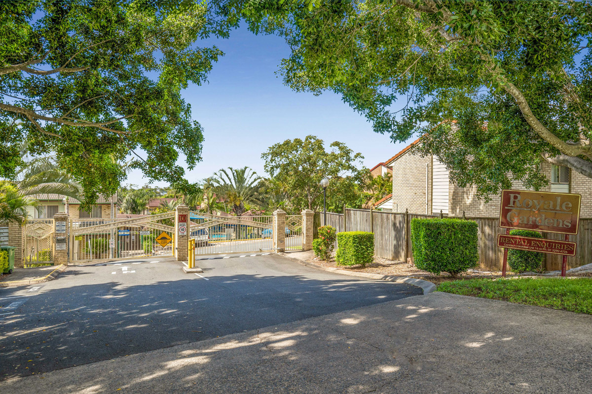 U48 10 Diamond Street, Slacks Creek - (9)(Web).jpg