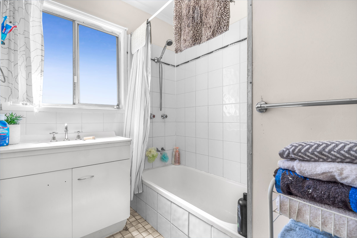 19 Sunnyview Street, Beenleigh - (6)(Web).jpg