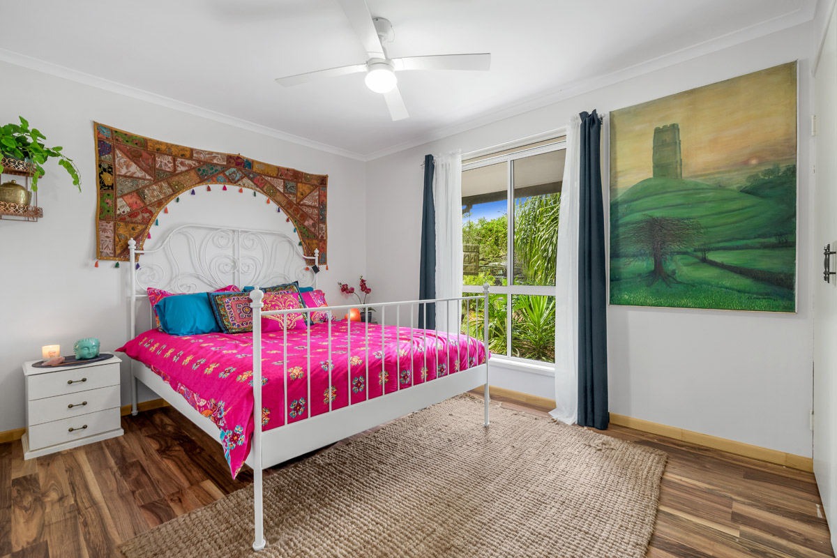 8 Shirley Street, Eagleby - (1)(Web).jpg