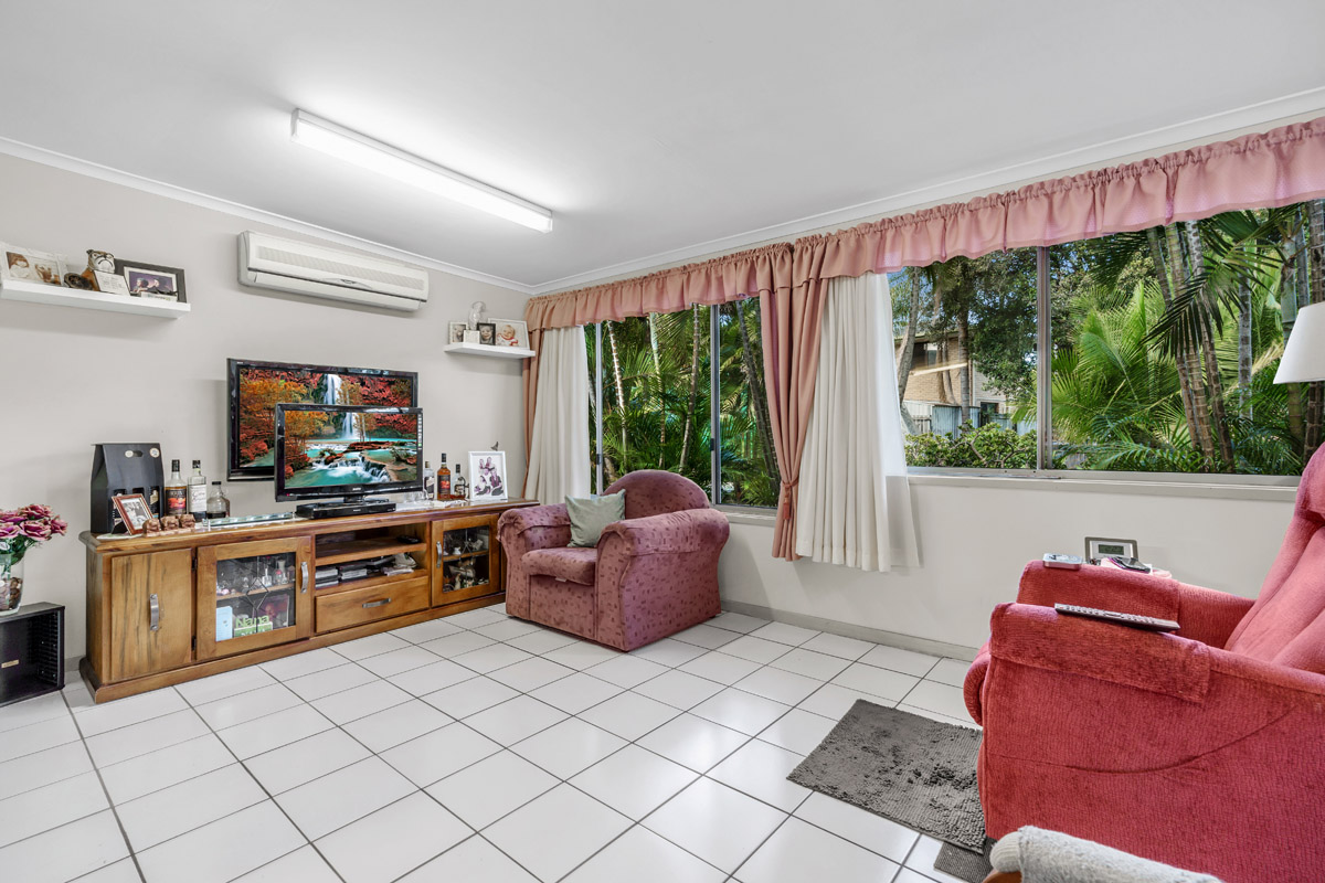 40 Dongarven Drive, Eagleby - (8)(Web).jpg